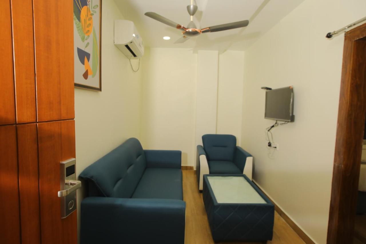 Radha Rani Residency Hotel Khammam Exterior foto